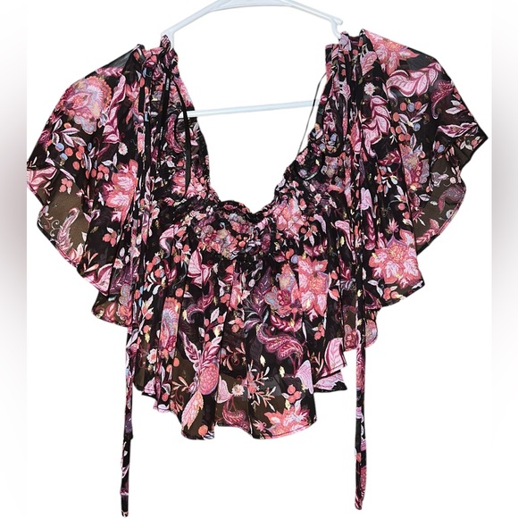 $18 Floral Off-Shoulder Crop Top Size XS - Picture 2 of 2